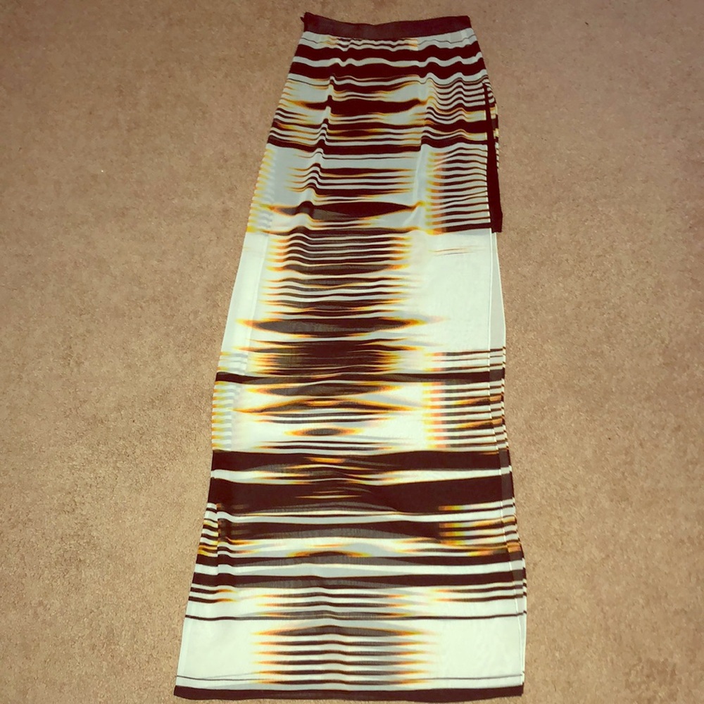 Bebe maxi skirt with slit